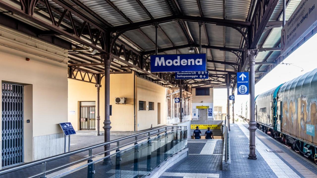 Grand Central By Alloro Su Treno - Affitti Brevi Italia Modena Eksteriør billede